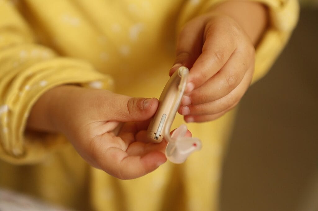 hearing-aid-6797470_1280-1024x682 Technology