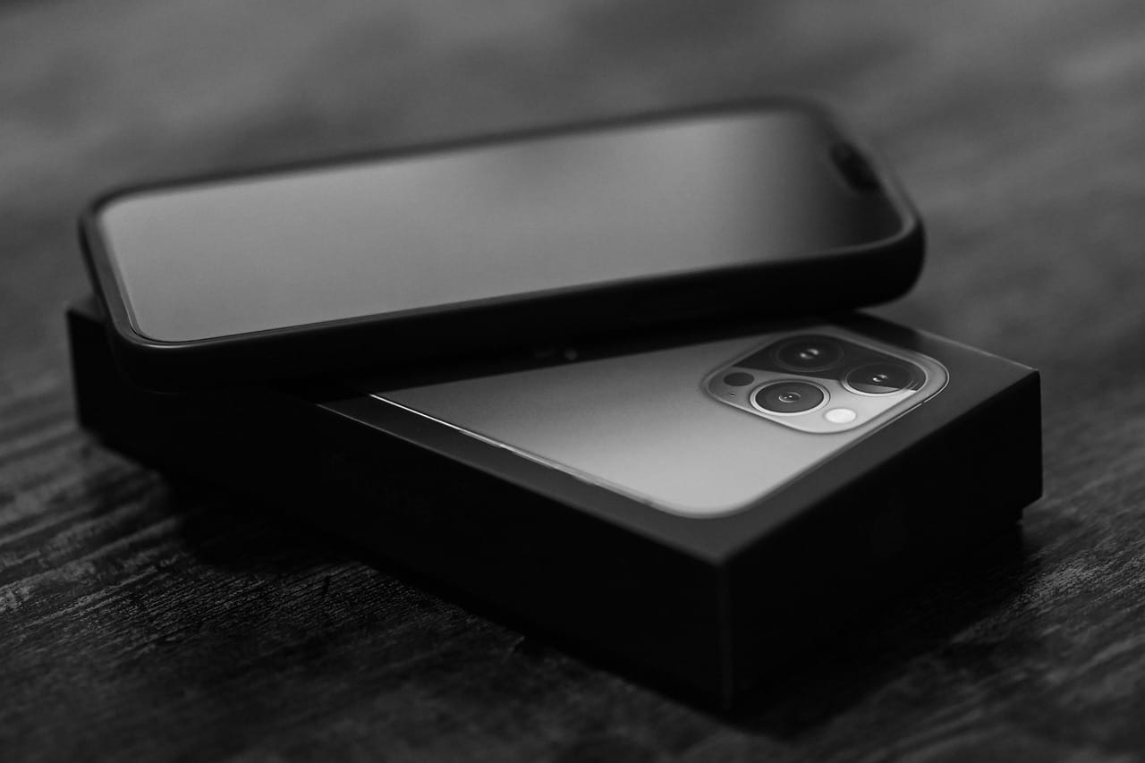 iphone-13-pro-max-7496758_1280